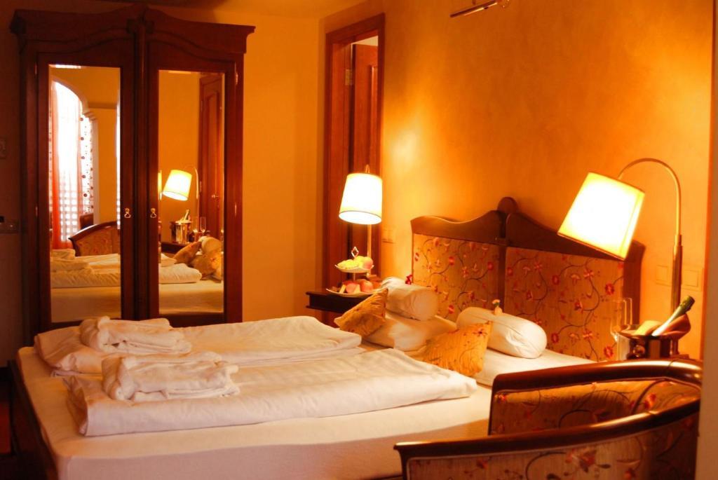Amira Boutique Hotel Hévíz Wellness&Spa Quarto foto