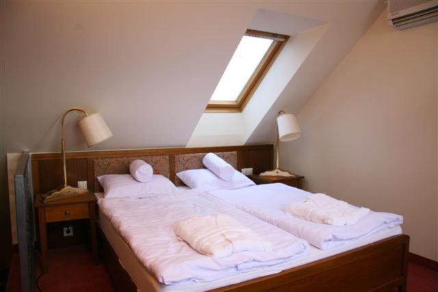 Amira Boutique Hotel Hévíz Wellness&Spa Quarto foto